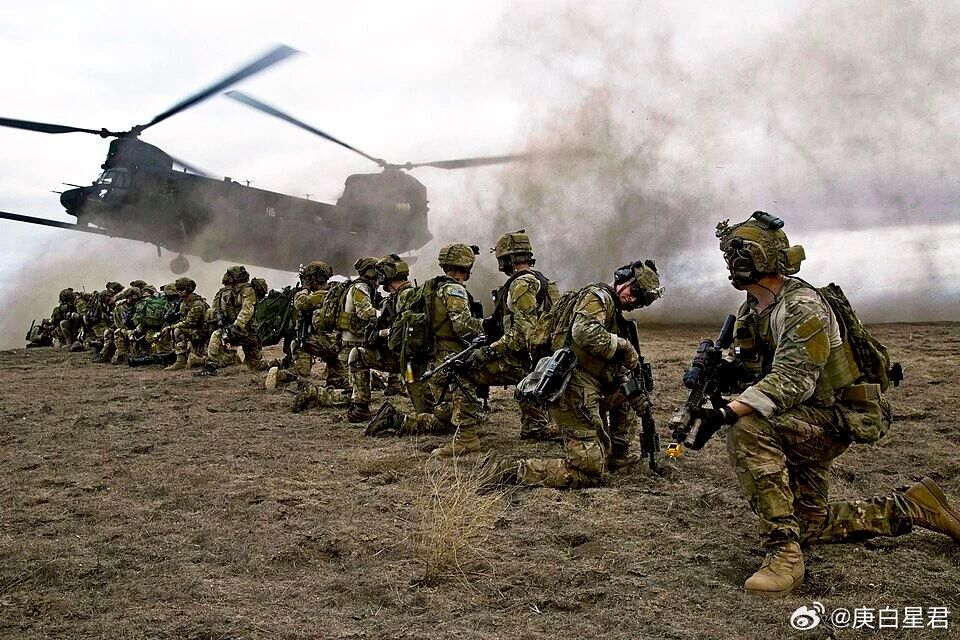 特朗普停火一个月，假的！大批美军地面作战部队在约旦美军基地集结美国向伊朗转交了一