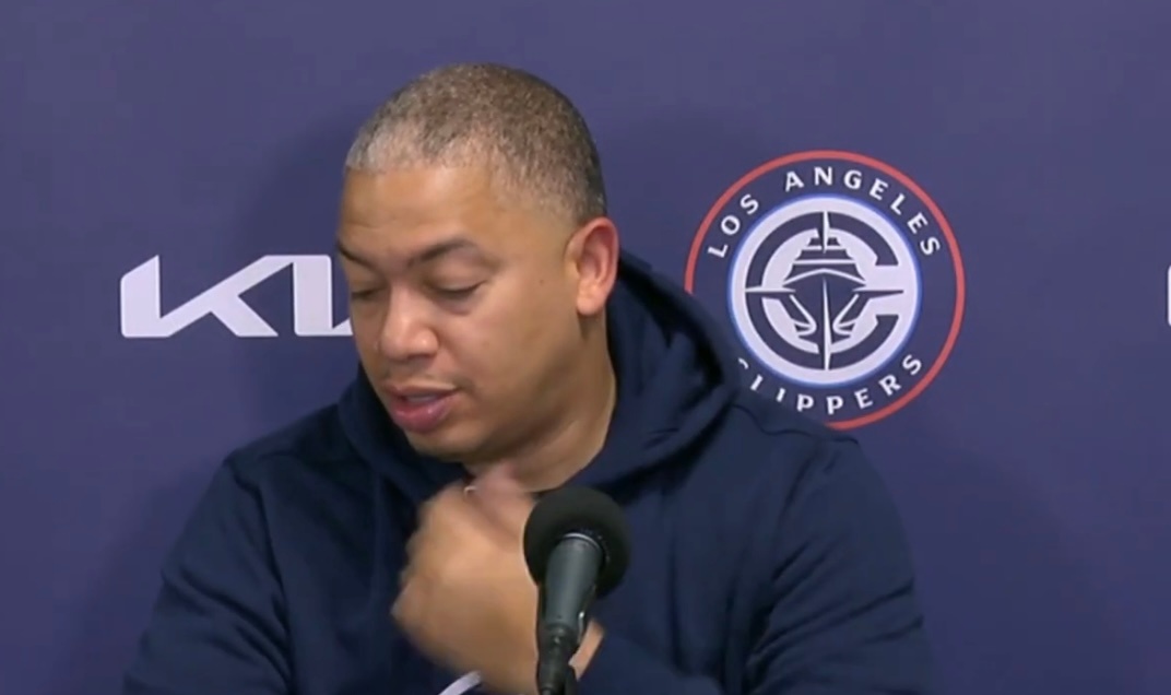 泰伦-卢表示：“我们根本防不住……不管我们怎么针对卢卡布置防守，他都能把我们的防