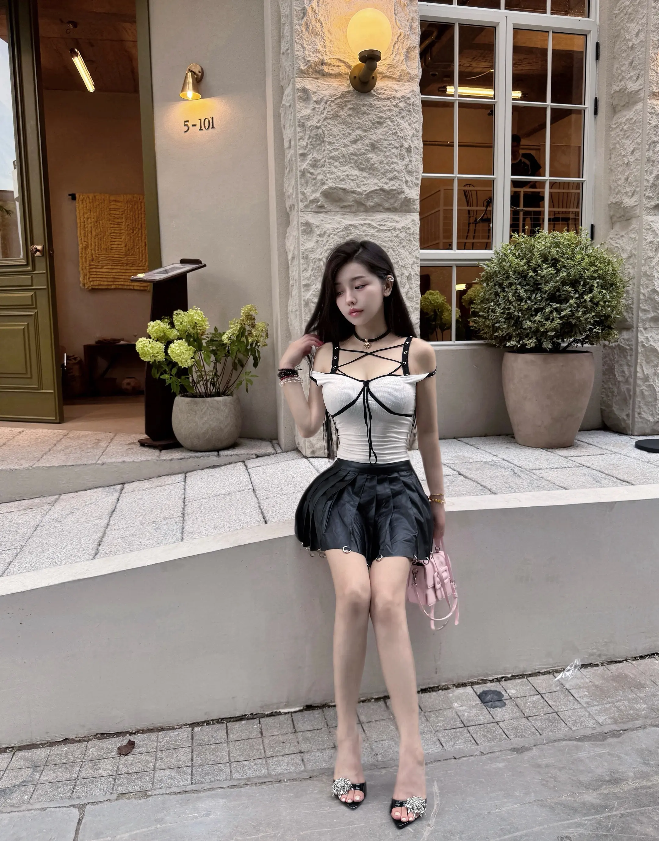 难过吗 克制的观望者