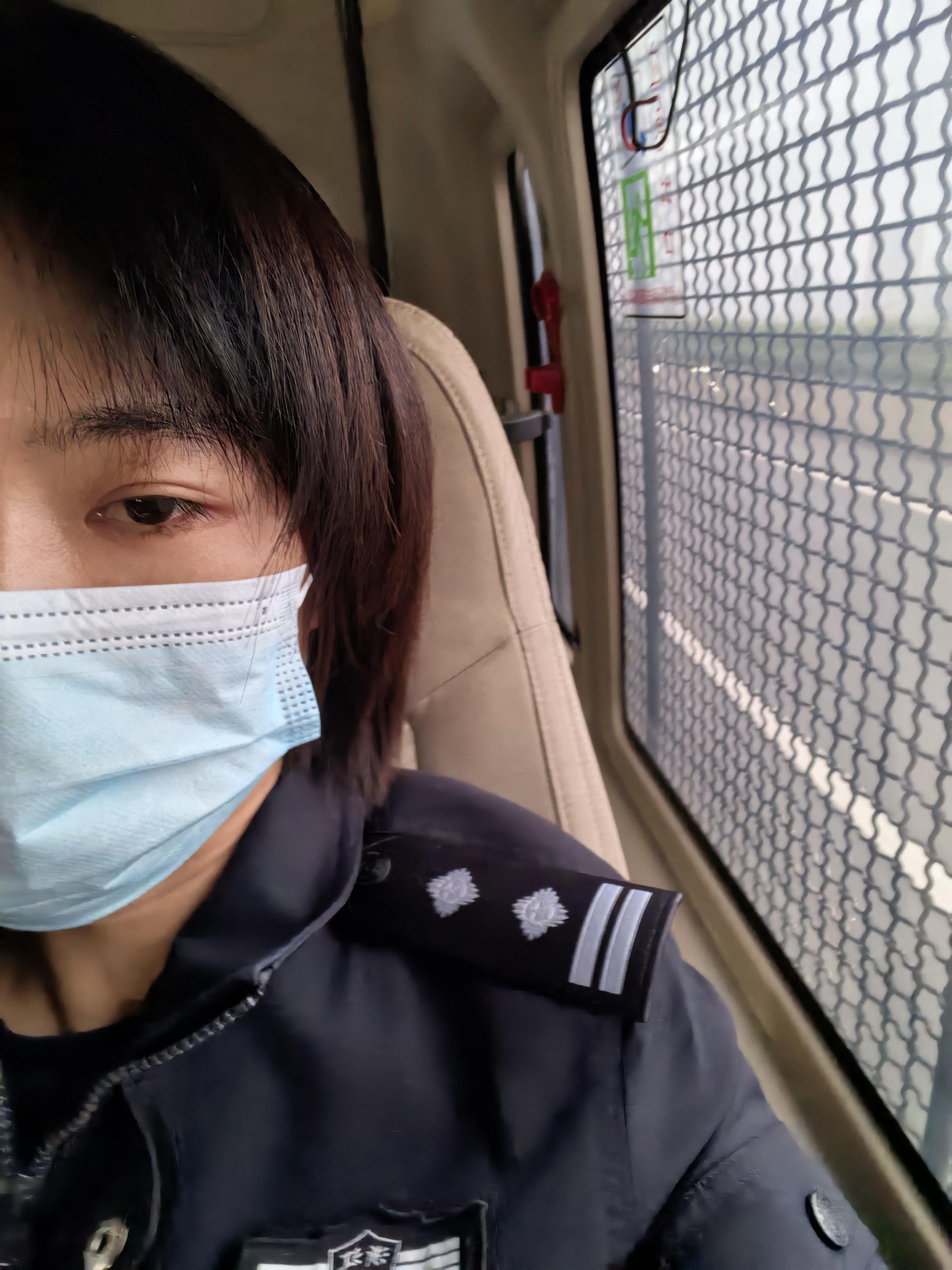 如果不再尝试寸头这个长度应该会陪伴余生不愧是滨江[超话]潮青春ai无限 ​​​