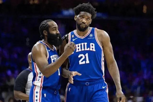 随着8月28号的到来，NBA费城76人队一夜再爆2个惊天大新闻！

1，76人即