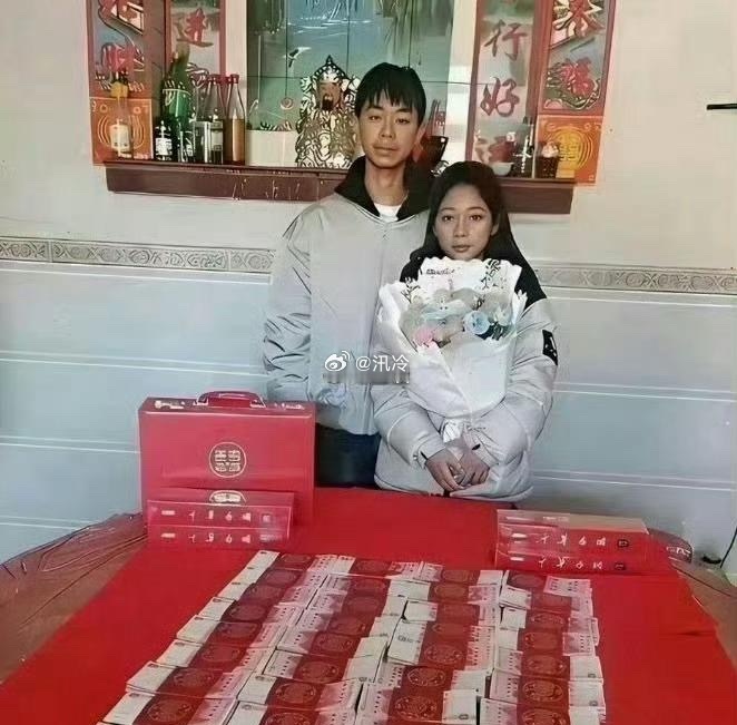 同样都是订婚 答案都在桌子上 