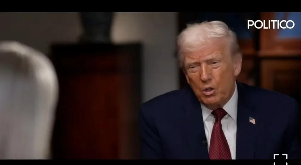 特朗普再次开炮！这次他将“腐朽无能”的标签，直接贴在了整个欧盟的脸上。 就在今天