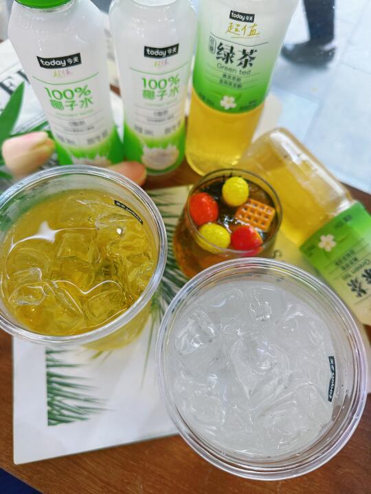 冰红茶+冰绿茶+椰子水 | 夏日小确幸