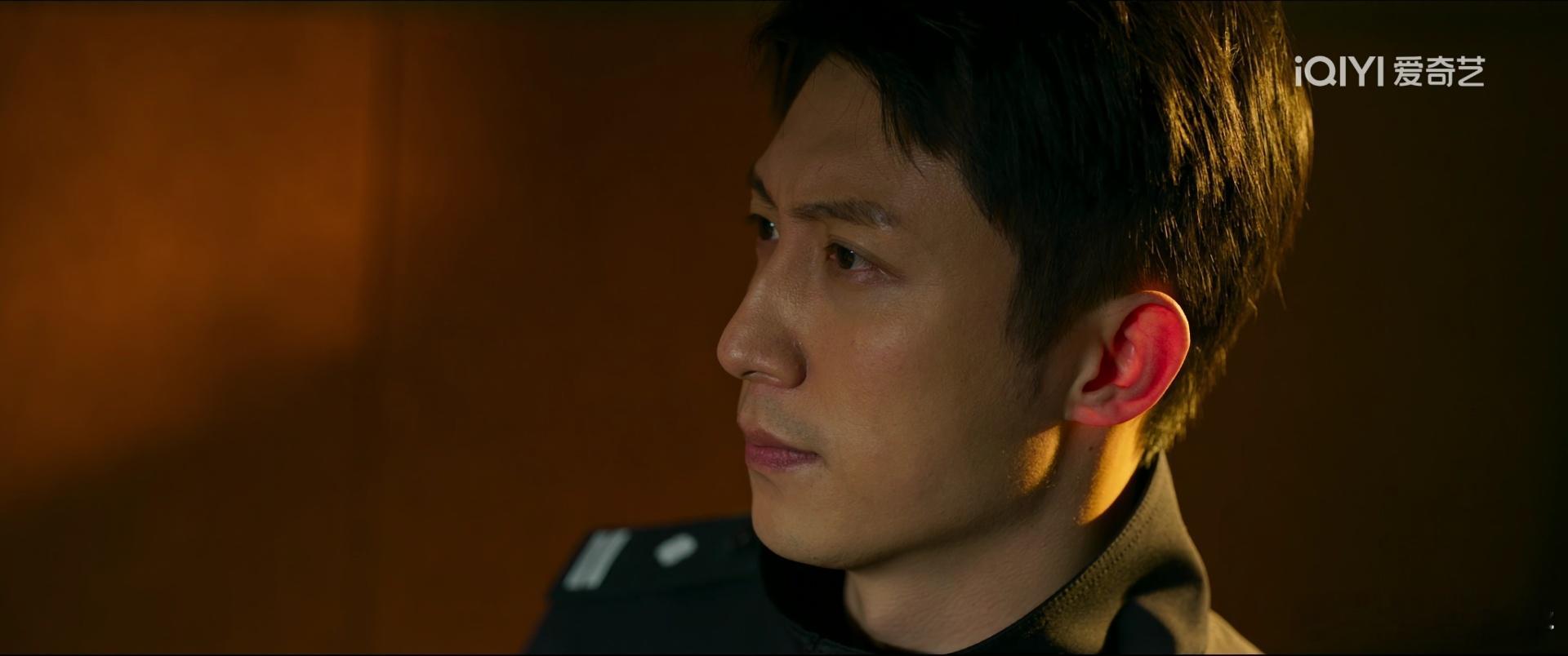 罚罪2开播黄景瑜罚罪2黄景瑜秦枫 第一集，不化妆演戏，是指不化妆上镜效果是这样的