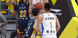徐杰这就两犯了，这就有点尴尬了广东男篮vs北京男篮