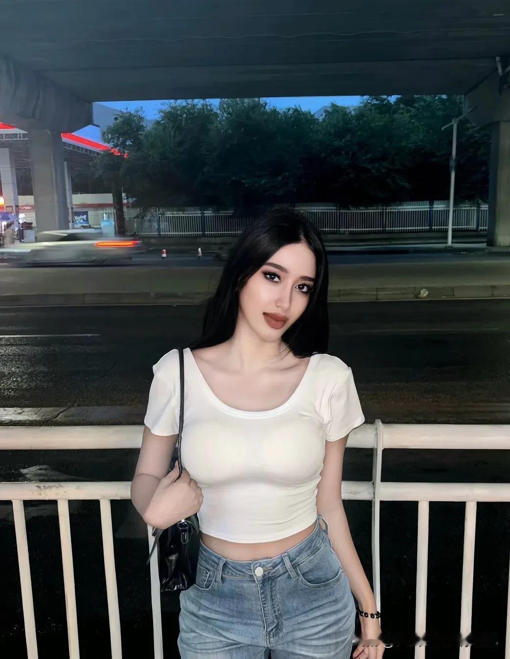 女人最耐看的长相是什么样的落落大方的美