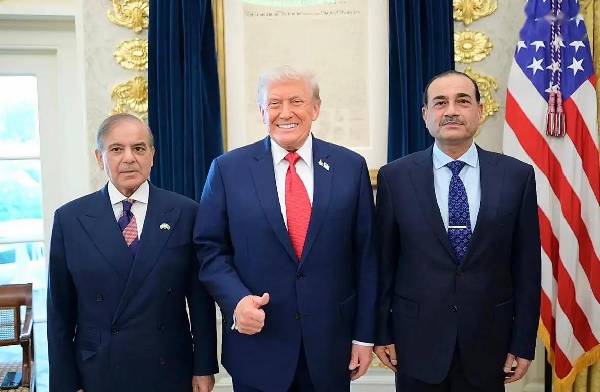 歼-10C护航都不领情？伊朗高官翻脸：巴基斯坦不再适合当调解人
 
伊朗国家安全