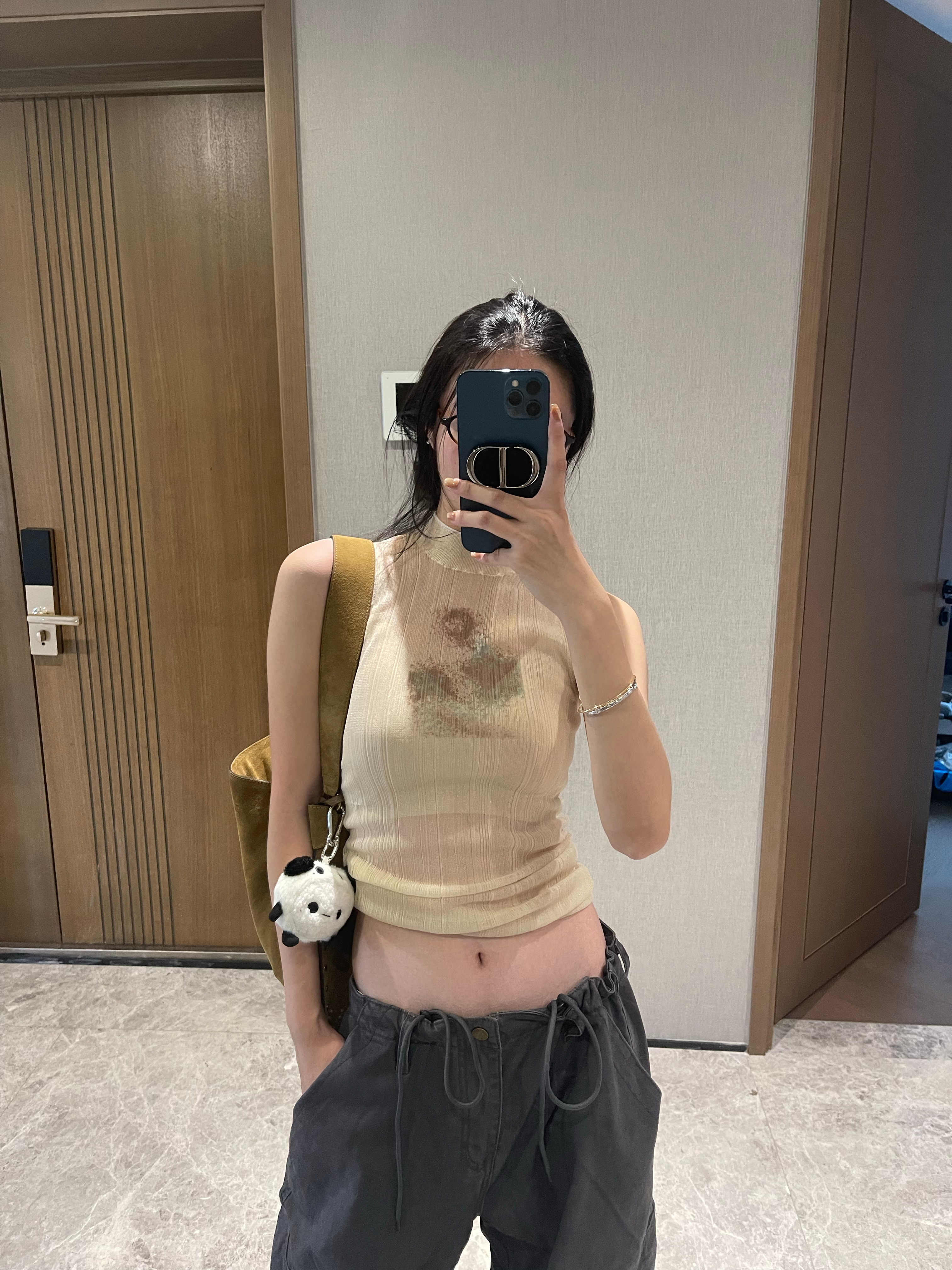 回家穿搭[哈哈]这次朋友和我一起回我家老家 ​​​