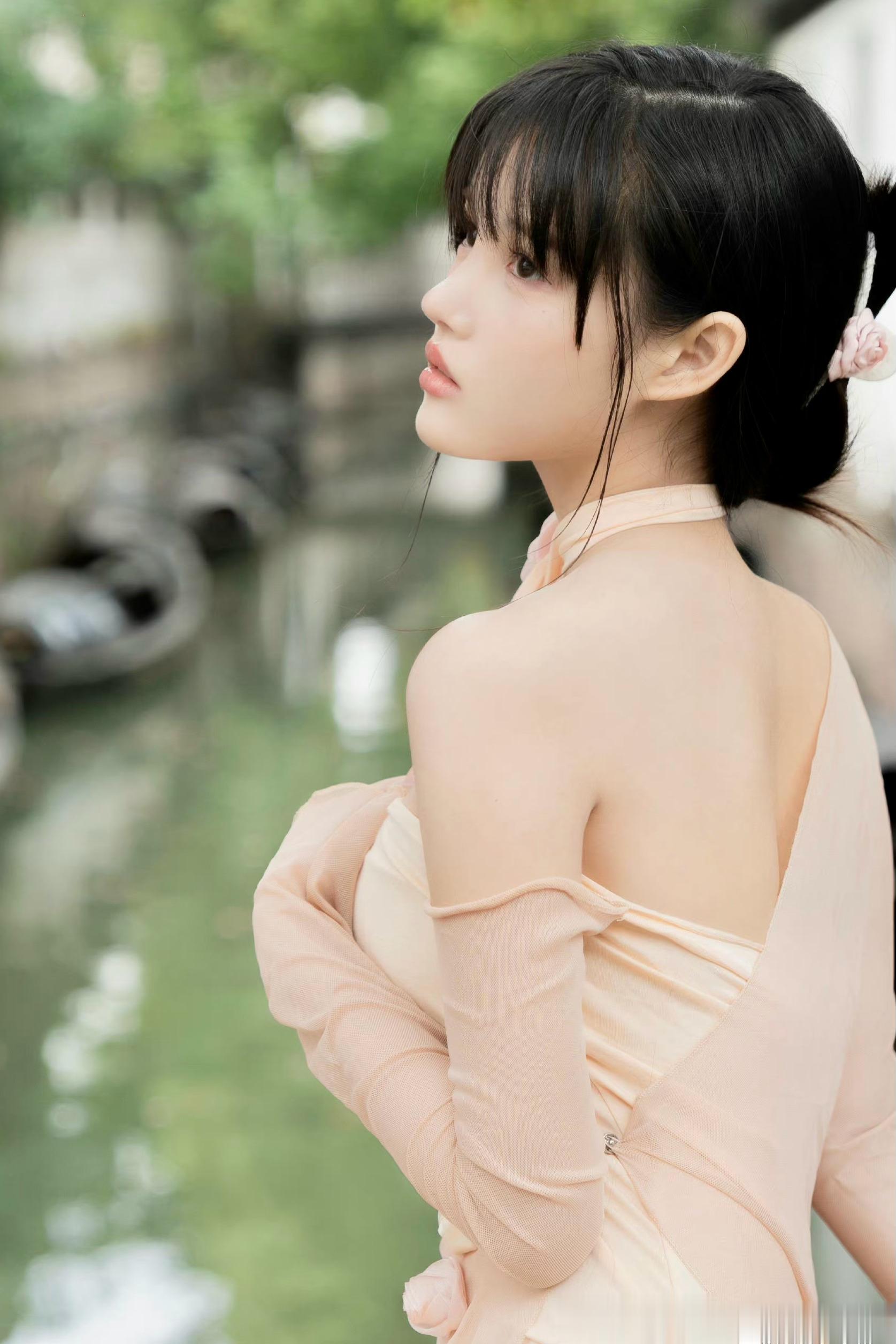 什么人是被淘汰的对象？如果你确实强大和智慧，你可以主宰世界。如果你很弱很笨，但你