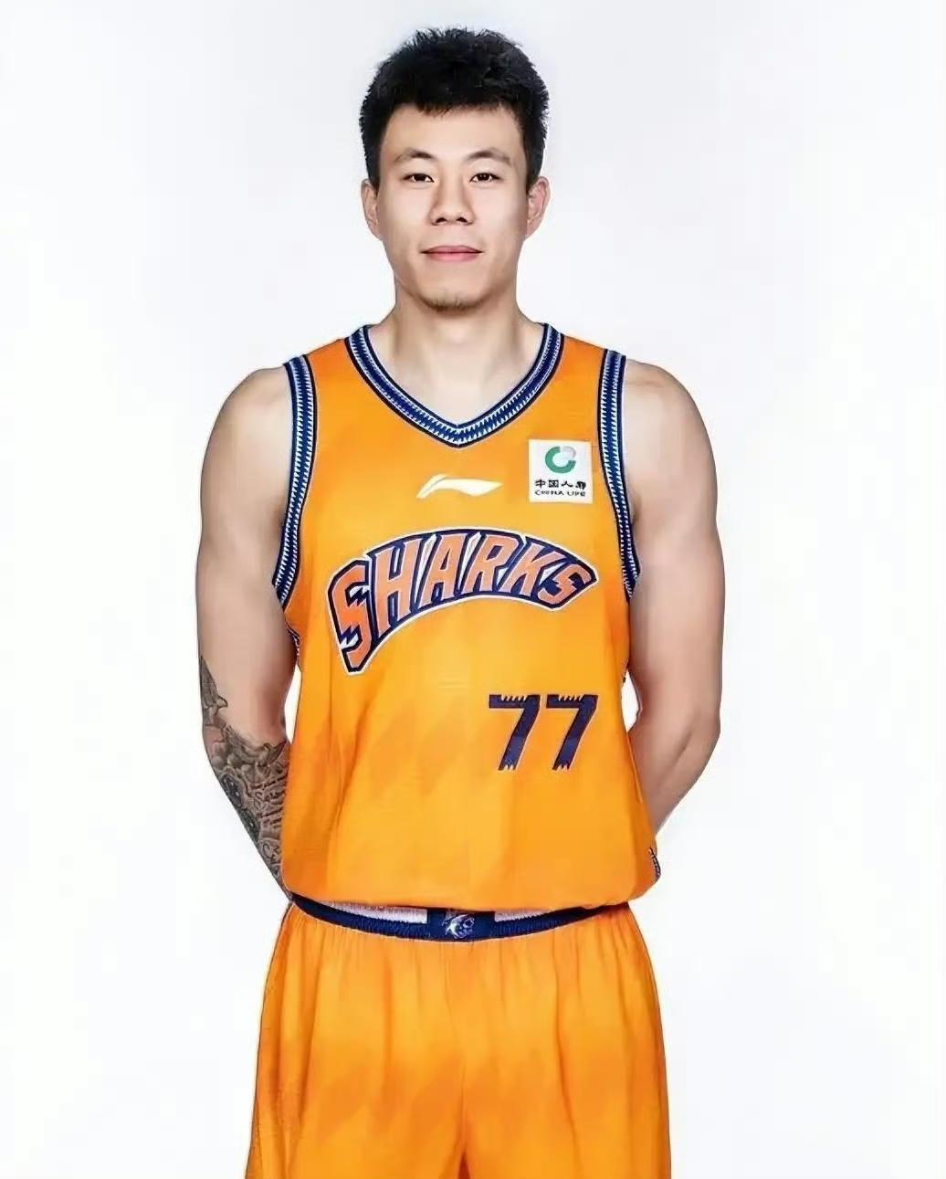 张镇麟乱打都能赢[泪奔]，上海84-68战胜江苏，一战打出了2个无可争议的事实！