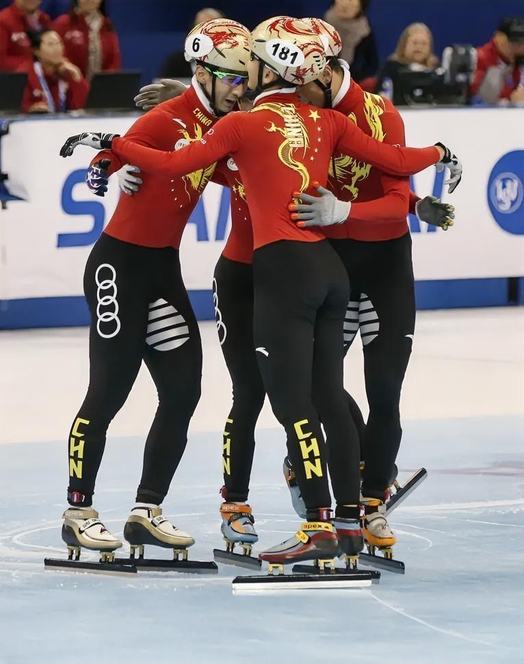 太期待了！今天下午中国短道速滑队就要冲击米兰冬奥首金了！混合团体接力项目，林孝埈
