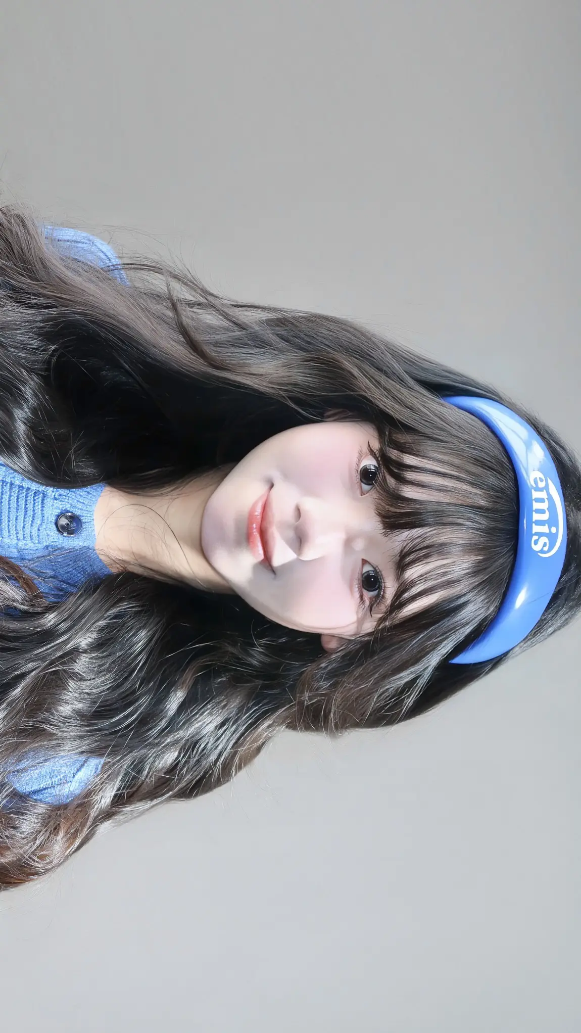 看着我的眼睛🌊‧₊˚⋆♡̷。