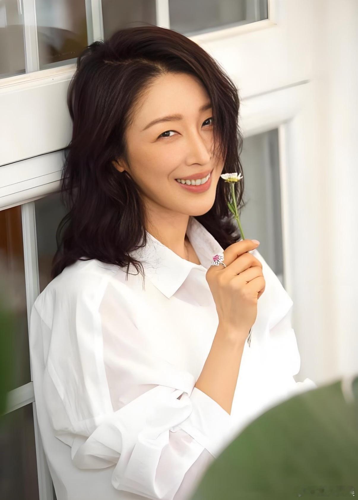 好想抱抱孙悦，家人离世真的是一件很难过很伤心的事情，希望姐姐可以快点调整好心情 