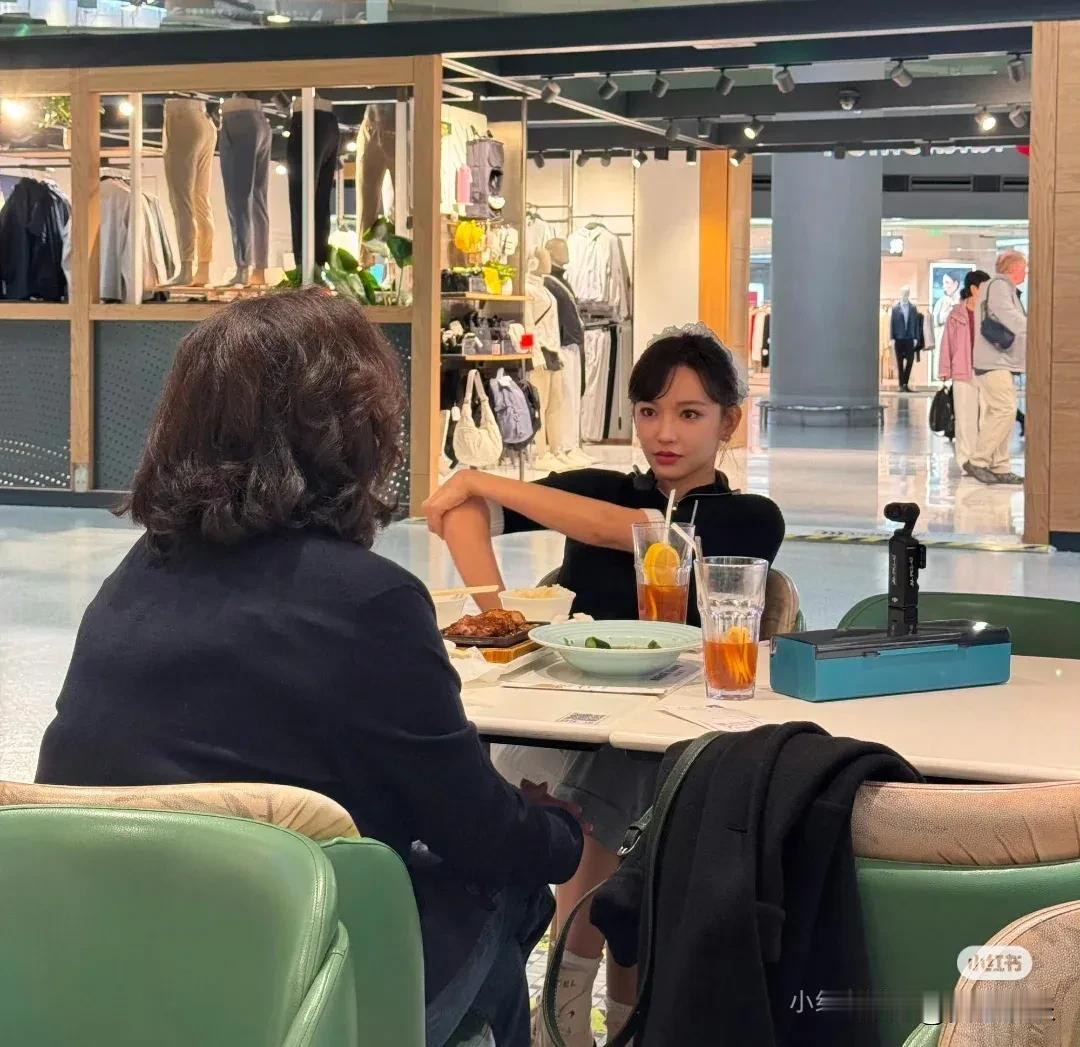 程潇和妈妈综艺路透
