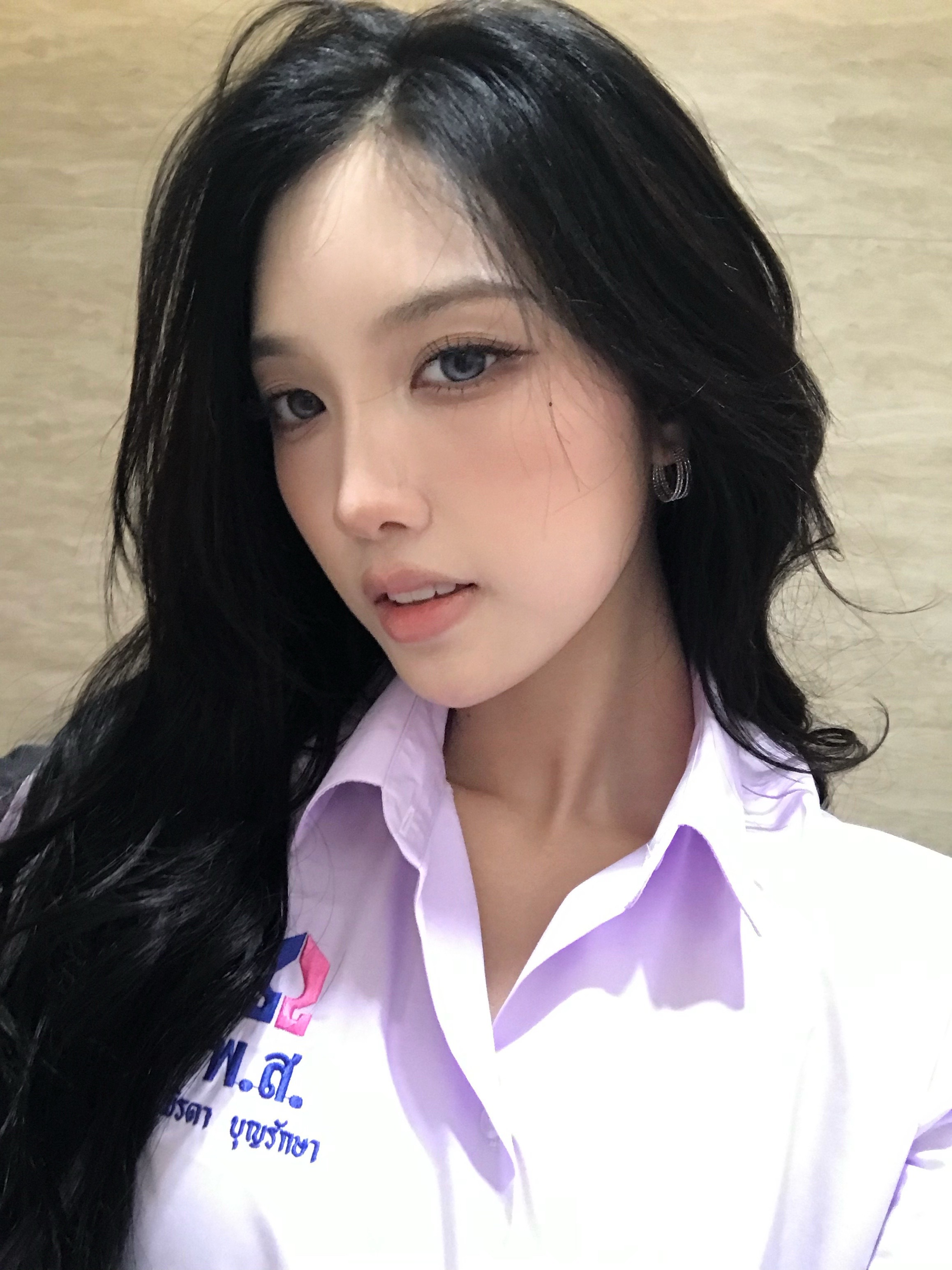 260713 COSMO ROOM更新我还没下课呢hhhhtripleS组合Su