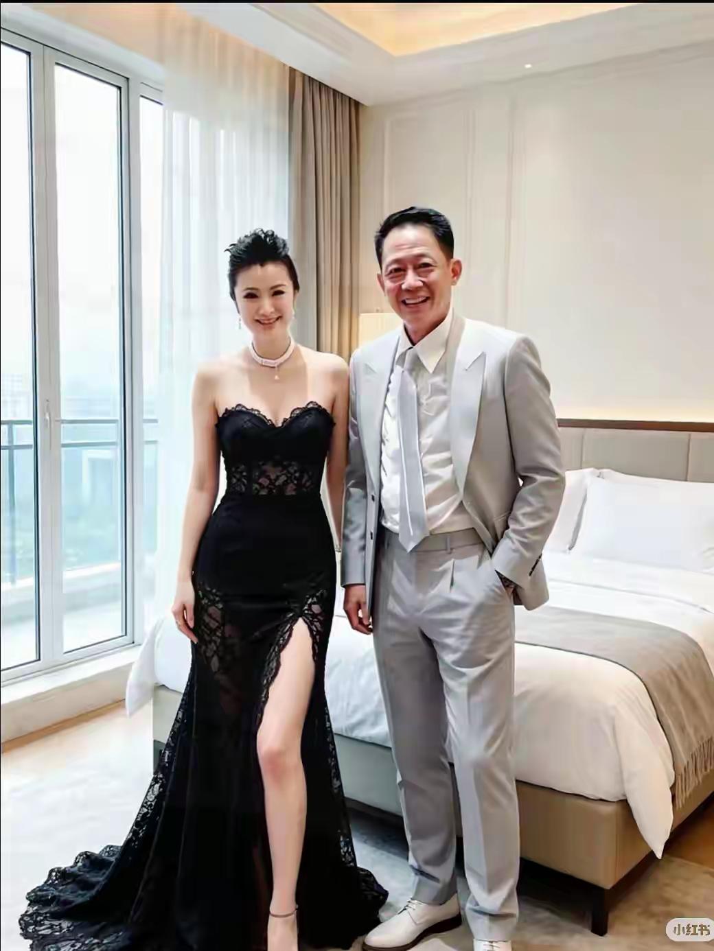 右边这个男人我敢说，绝对是娱乐圈最有气场的男人，不接受反驳！