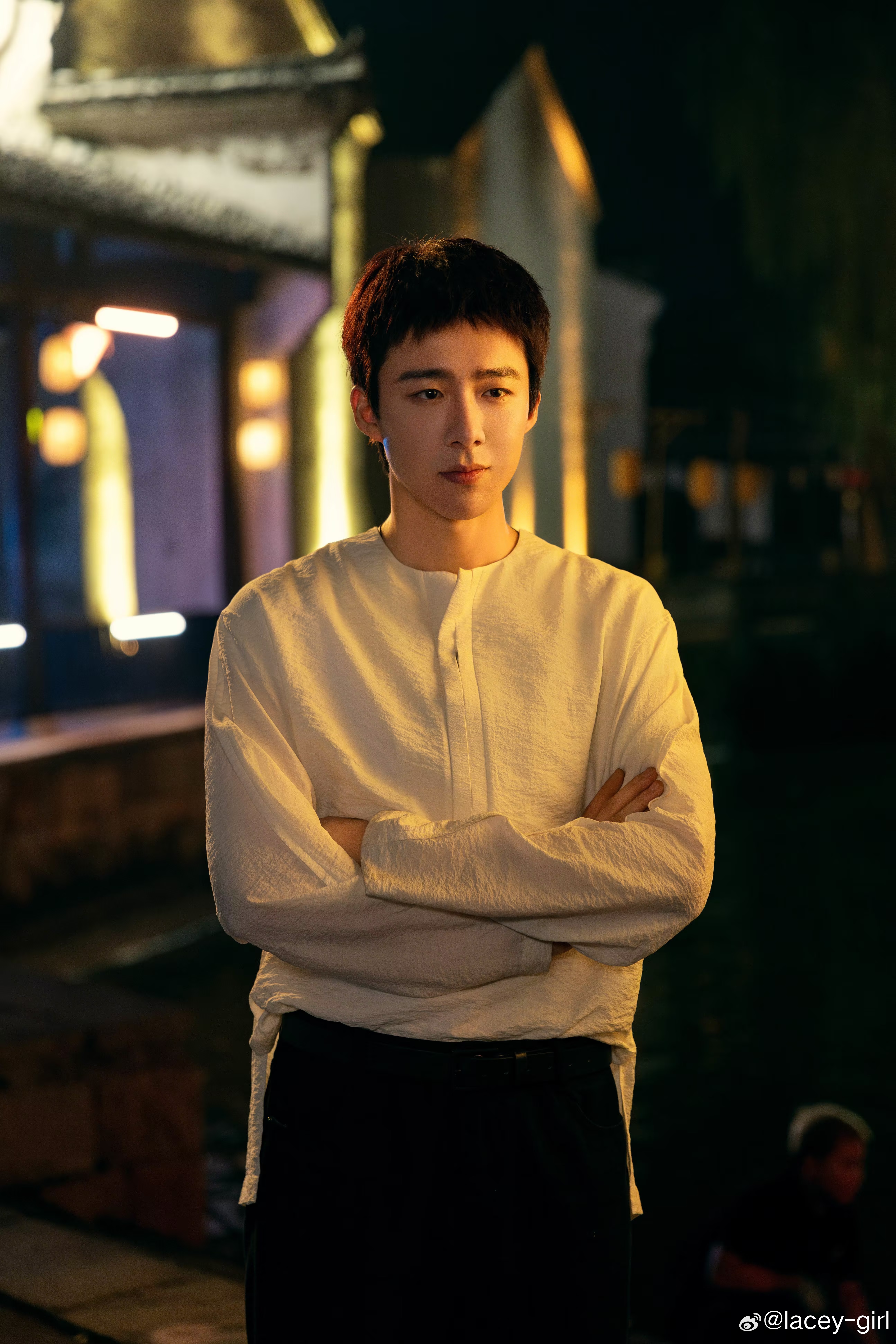 刘宇宁小贝｜刘宇宁玫瑰丛生 | 摩登兄弟刘宇宁小贝在刘宇宁玫瑰丛生 中用真心丈量