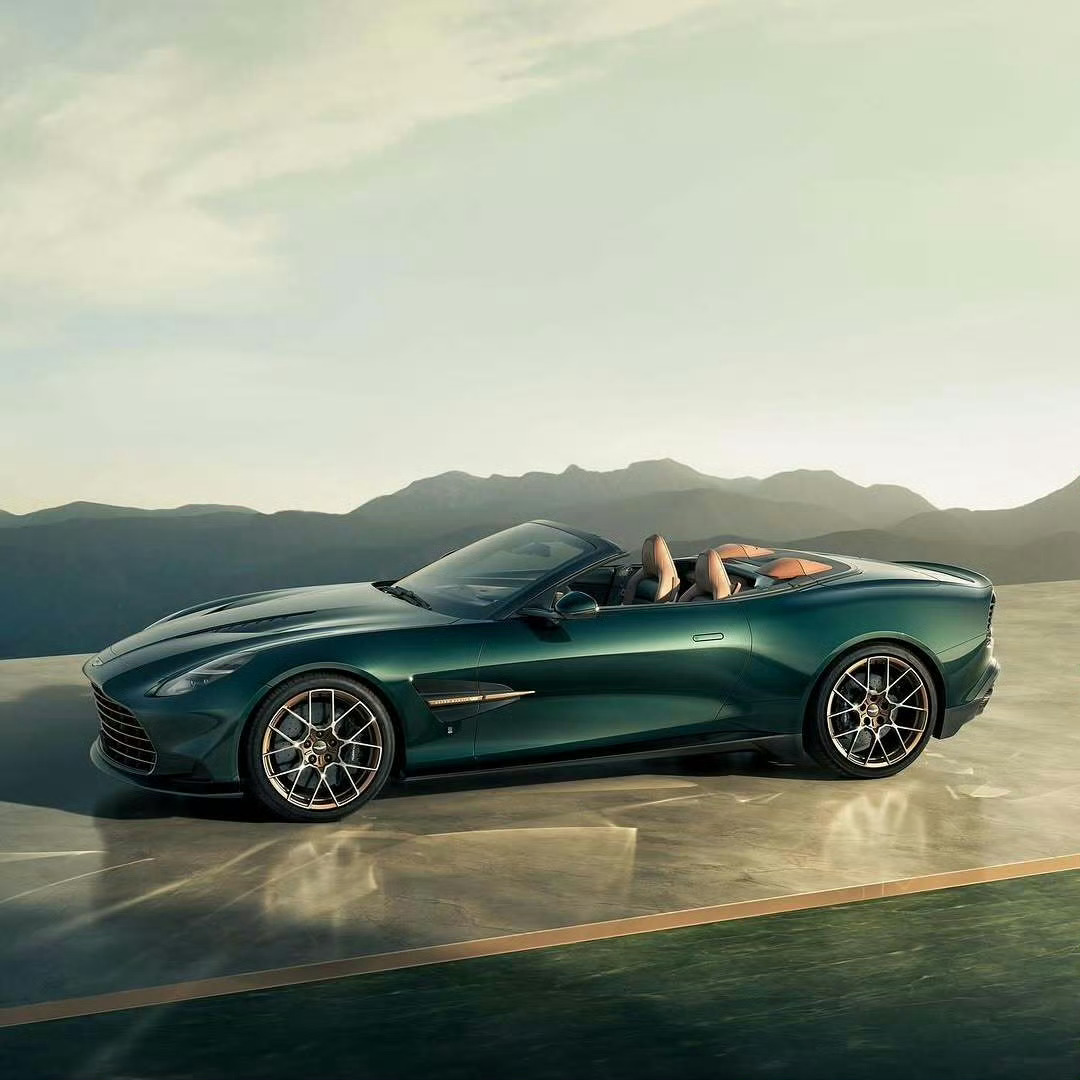 阿斯顿·马丁 V12 Vanquish Volante & DB12 Volan