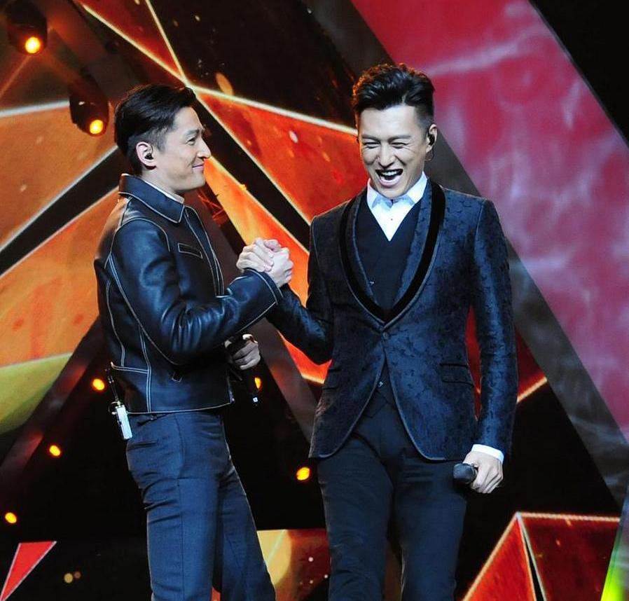 [中国赞]靳东家的门，永远给胡歌留着钥匙，这不是客套话，胡歌每次到北京，从不住酒