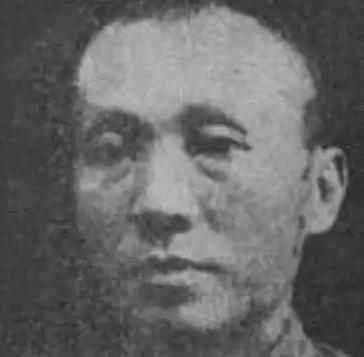 1950 年，一名国民党中将伪装投降偷袭县城，抓捕女兵游街惩戒，兵败后太解气
