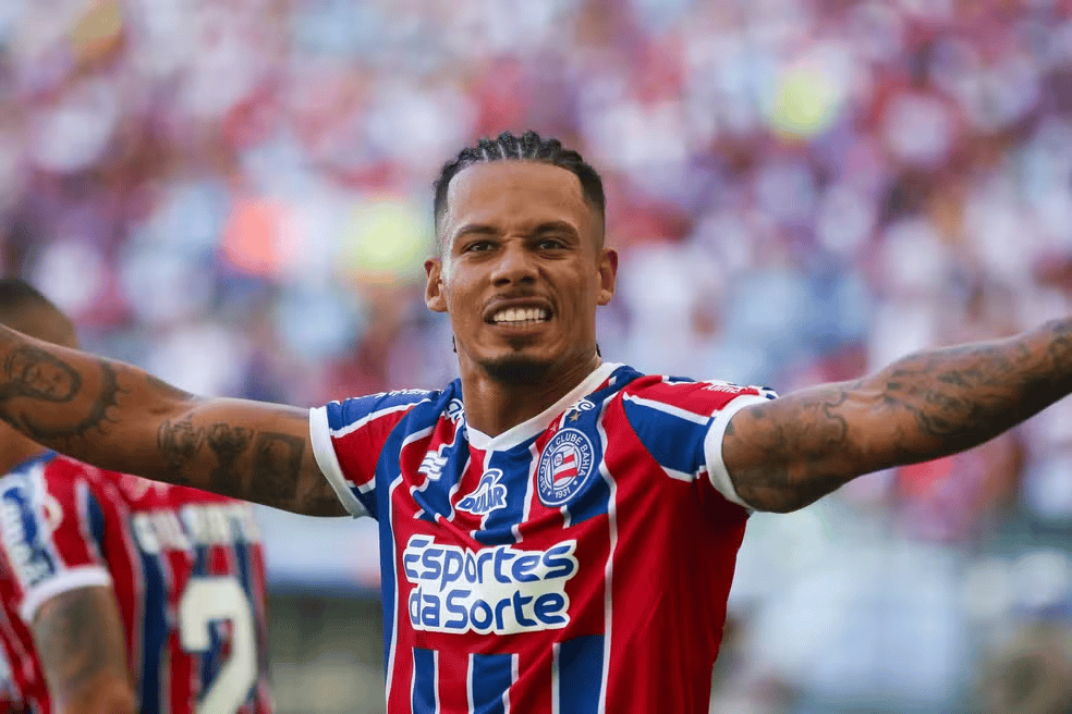 环球体育：申花200万欧签下巴西前锋拉唐，双方签订3年长约