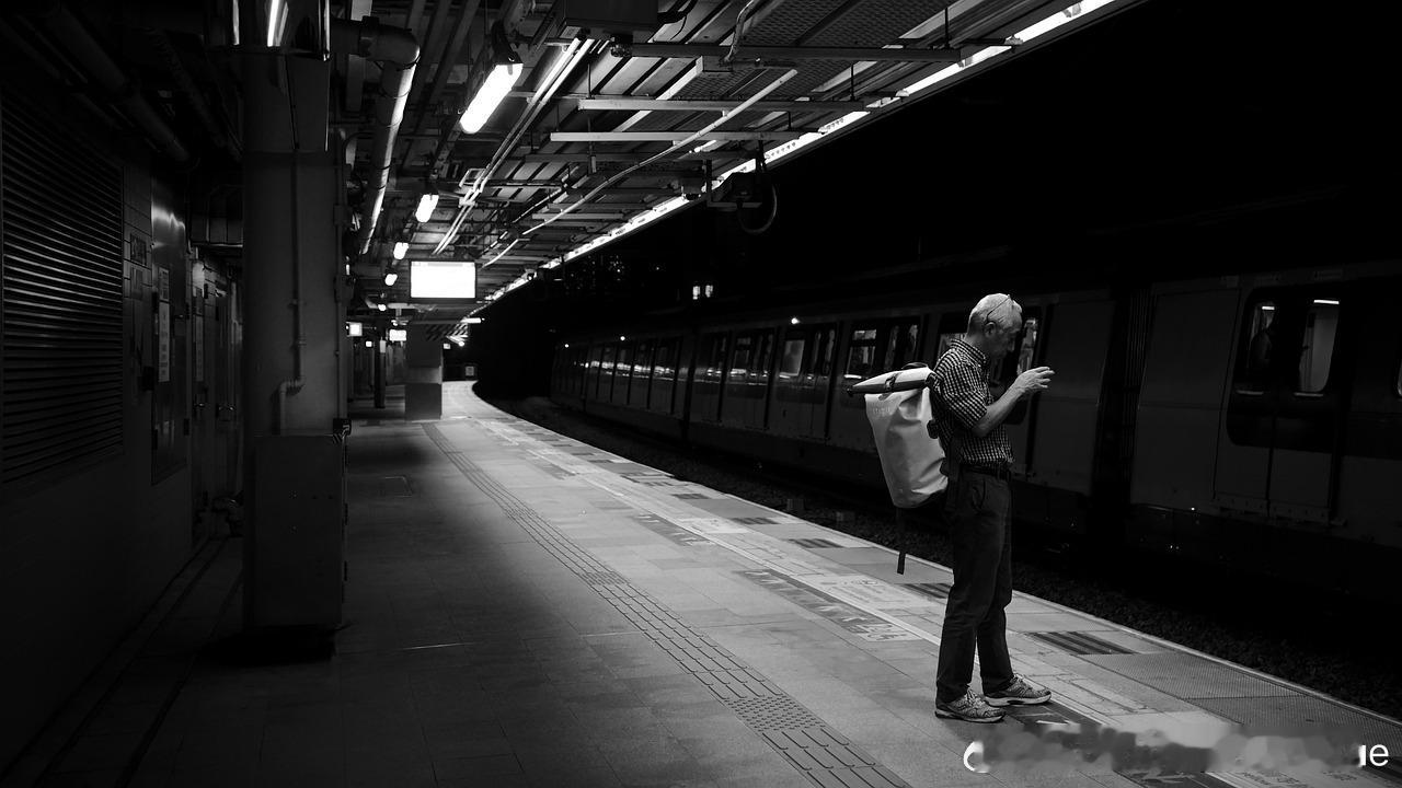 期权日记 周二上海冬寒。昨日盘面给砸个稀碎，今日又全部缝合好了。市场就是这样魔幻