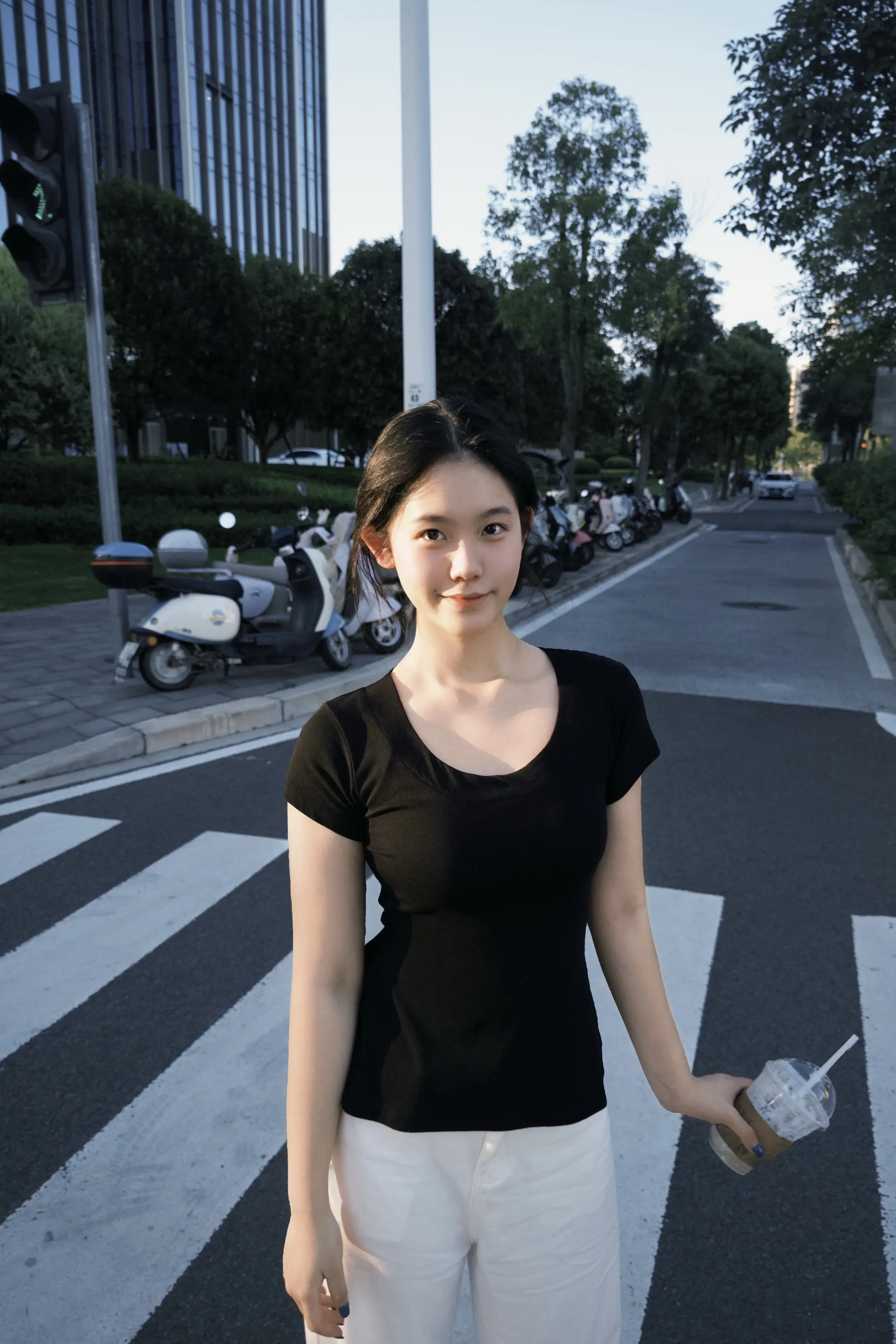 岁月是把杀猪刀但我是只兔子啊