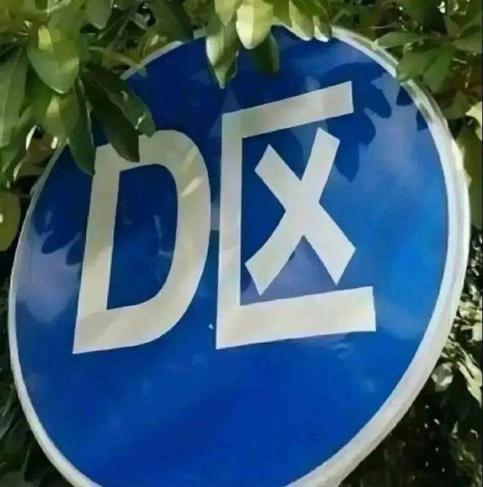 我不发名字，你们猜是谁 