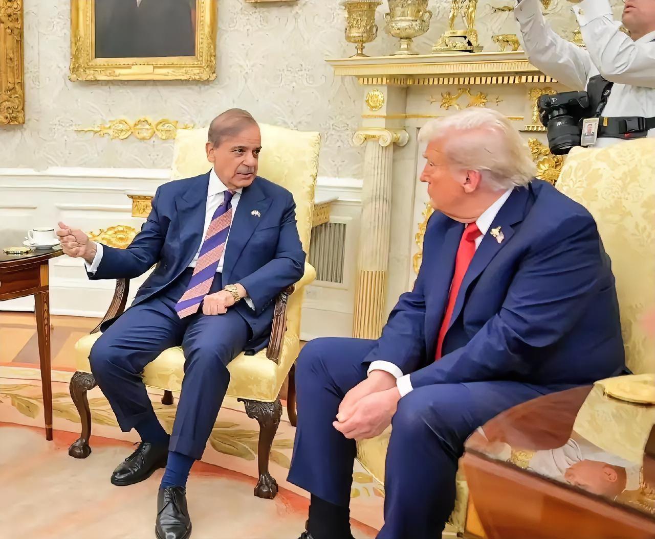 当地时间2月19日，特朗普在华盛顿“和平委员会”首次会议上公开透露：巴基斯坦总理