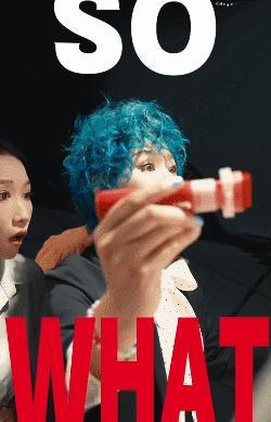 周笔畅炸毛了 周笔畅炸毛名场面再+1！从机场到舞台，个性炸毛发型自带辨识度，深圳