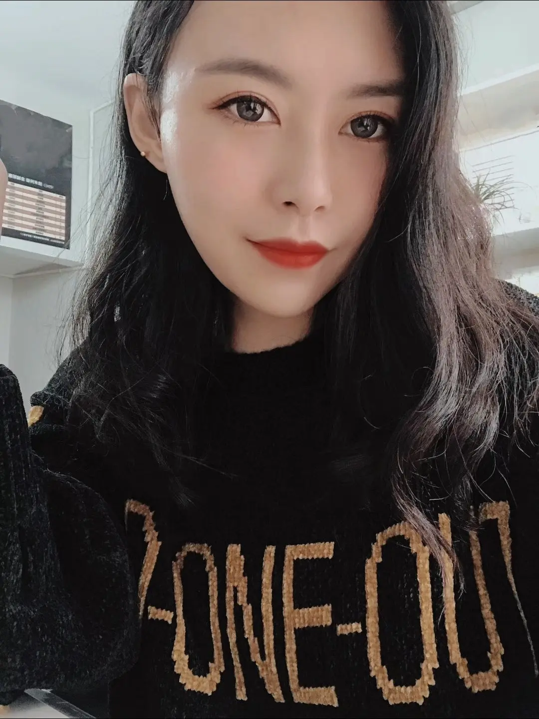 其实不怎么会有情绪了，只是总在发呆了