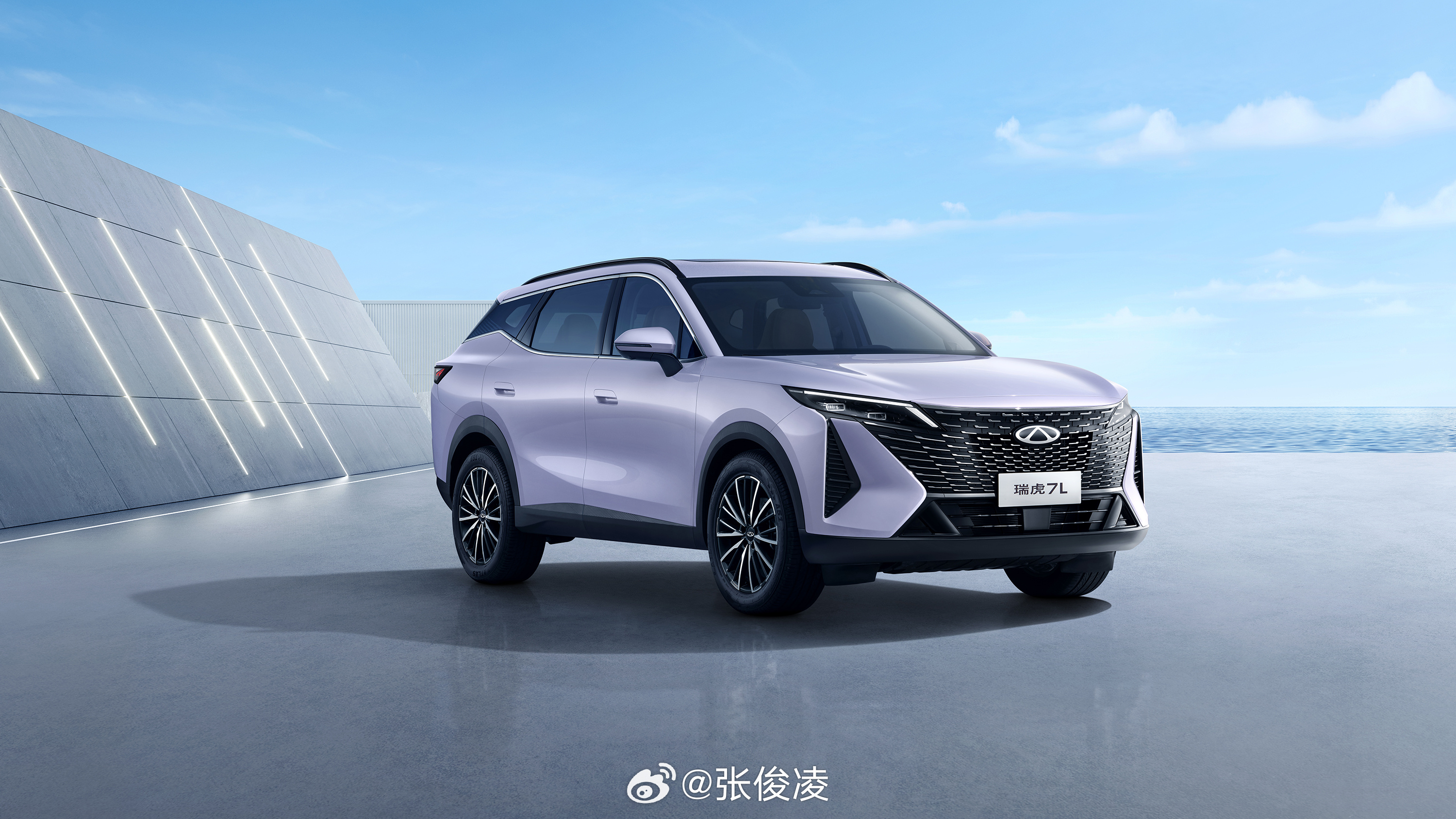 瑞虎7L，好看吗？长4655mm，宽1880mm，轴距2720mm 