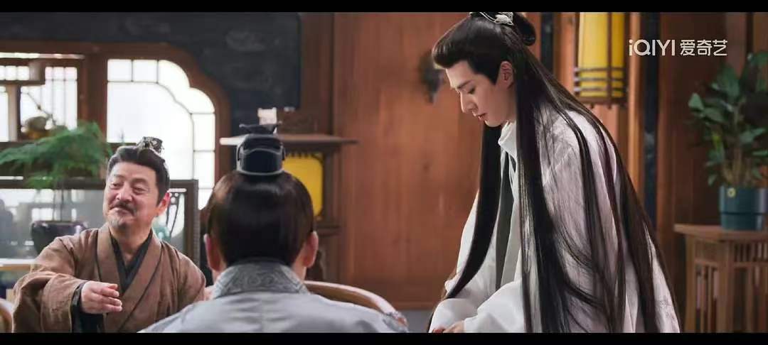 美人儿的头发丝都美