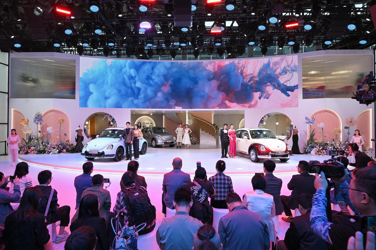 在今年的广州车展上，哈弗猛龙、哈弗枭龙MAX、哈弗二代大狗PHEV的新能源全产品