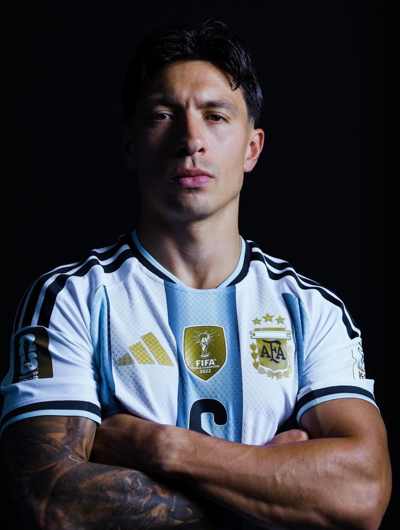 The Athletic：利桑德罗·马丁内斯在世界杯的出色表现让他在新赛季前谈续