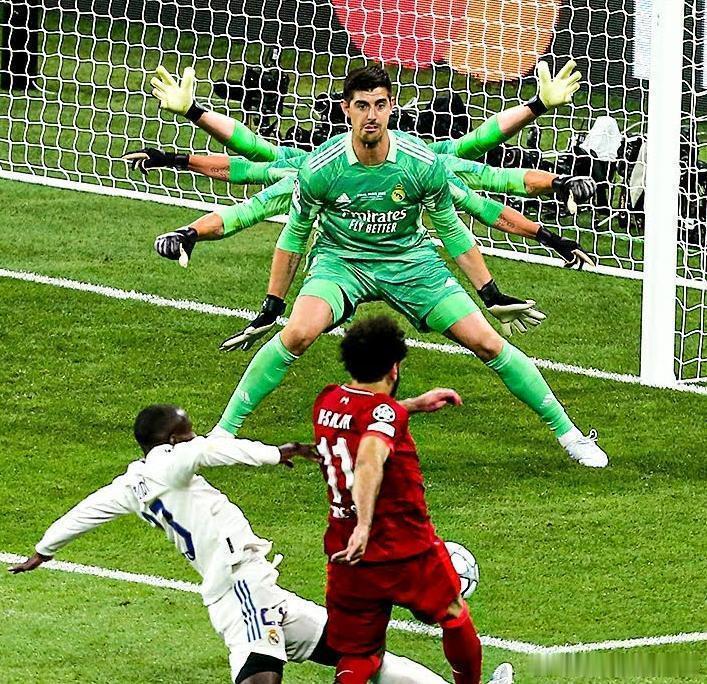 如何评价上半场的比赛..#欧冠联赛# #皇马vs斯图加特# #halamadri