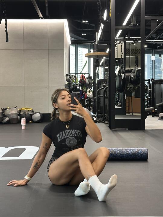 大腿后侧练出来了吗？