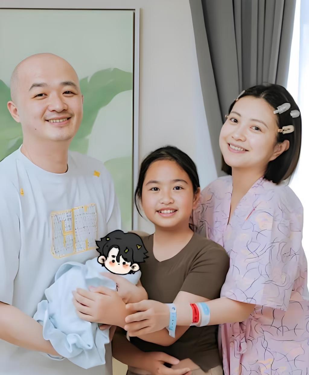 估计全网最伤心的就是包文婧了，原因很简单，不是因为才生了二胎，也不是因为饺子，而
