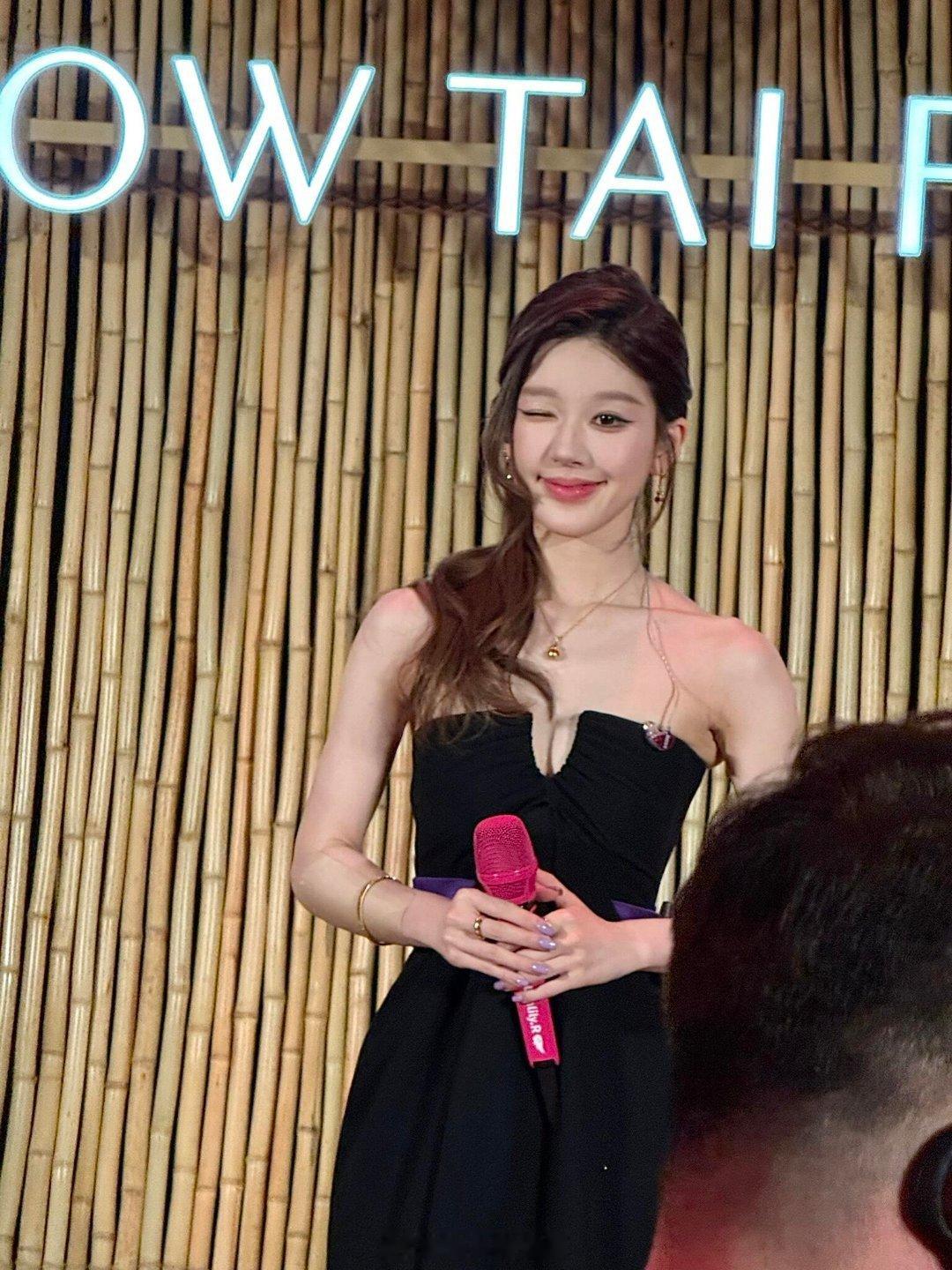 赵露思 zls赵露思许我耀眼 zls赵露思许妍 我的青春里有梦想有歌曲有你 
