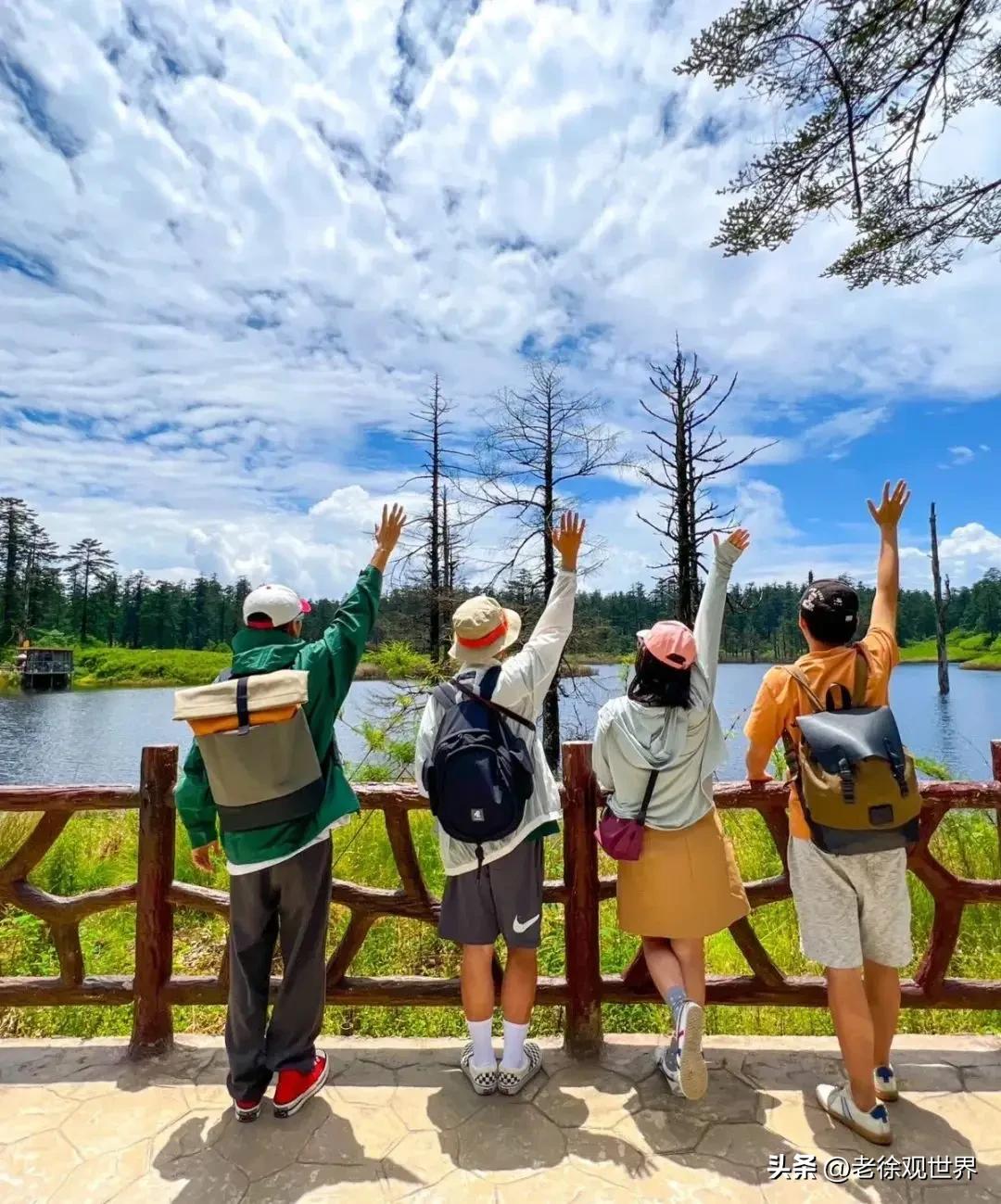 各位老师朋友们，一句肺腑之言请参考:暑假可以出去旅游没问题的。

实在抑制不住的