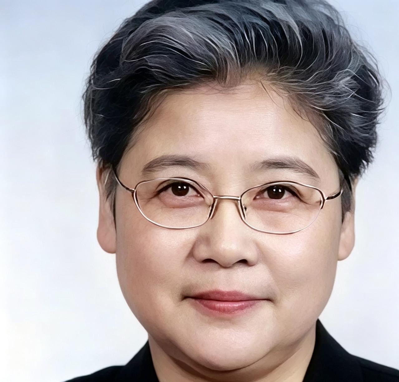唐闻生，外交部三朵金花之一：曾为毛主席、周总理翻译，一生未嫁