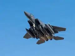 所有人都在讨论美军为什么死活要救这个飞行员，却忽略了一个最关键的问题 —— 掉下