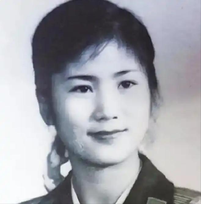 [微风]1973年，一位广西女子自称是毛主席的女儿，工作人员认为对方是骗子，毛主