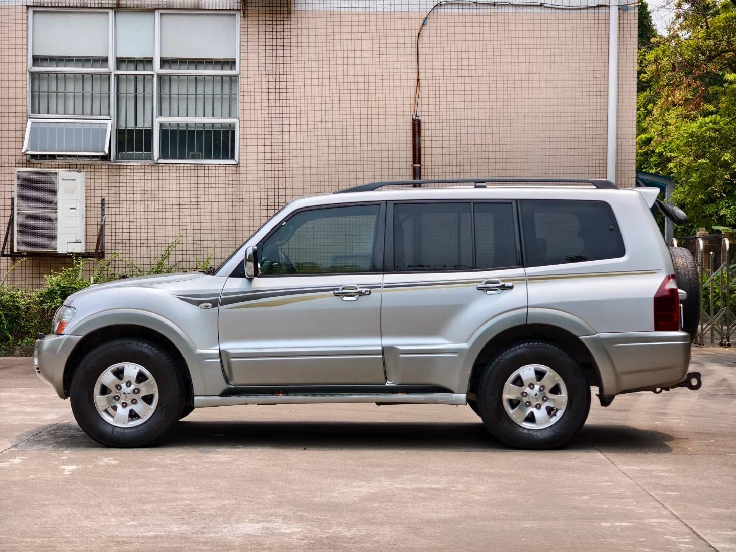 好车分享 Mitsubishi Pajero V7，帕杰罗的巅峰 