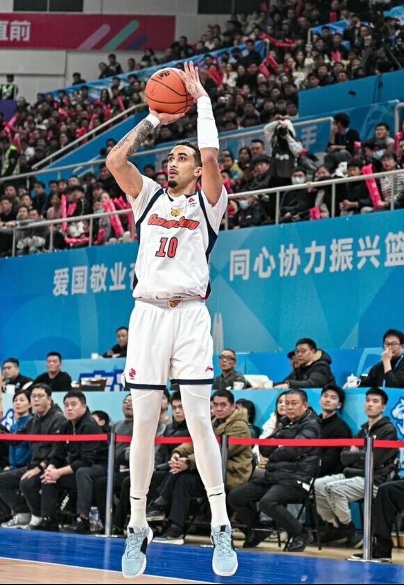 今晚重返顺德主场！广东必须拿下宁波，给球迷一个交代今晚（4月14号），广东宏远男