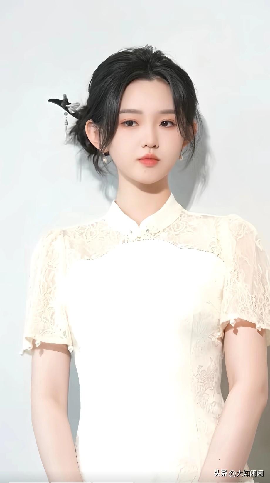 发现一个有意思的事，
只要是李柯以演的短剧，
无论男主是帅还是普通，古装还是现代