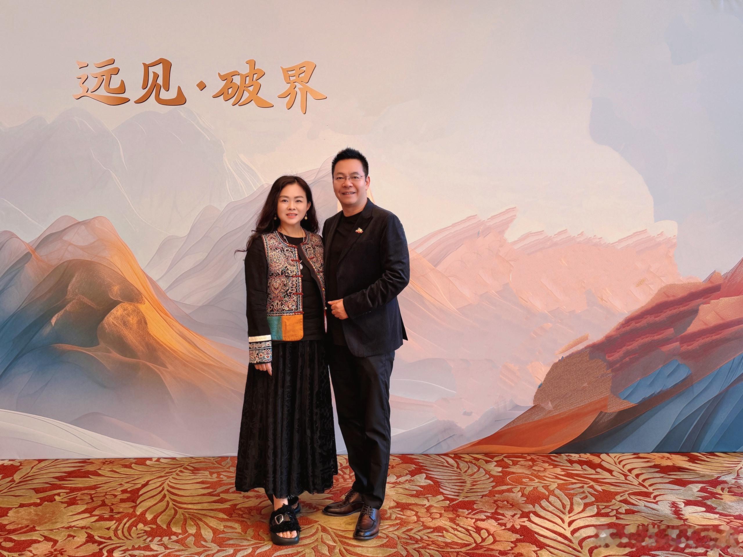 四面八方都是前方，我信绝望之外的希望，我信努力之后的可能，我信生命之上的意义。 