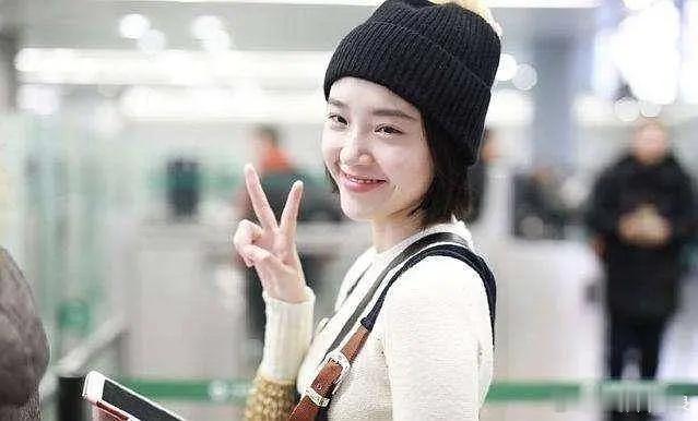 唐艺昕素颜太权威了 