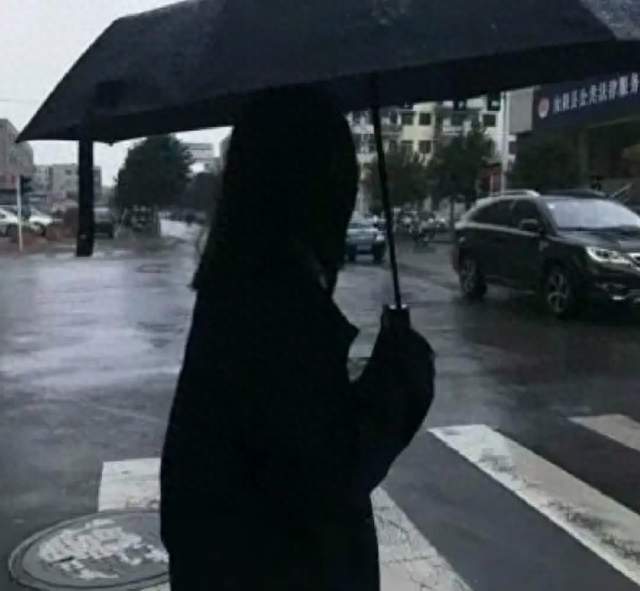爸爸偷走我的人生，我如数奉还